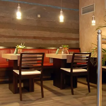 Hotel Luxor 3*