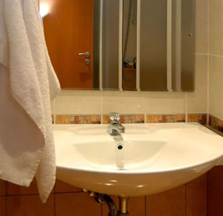 Luxor Hotel 3*