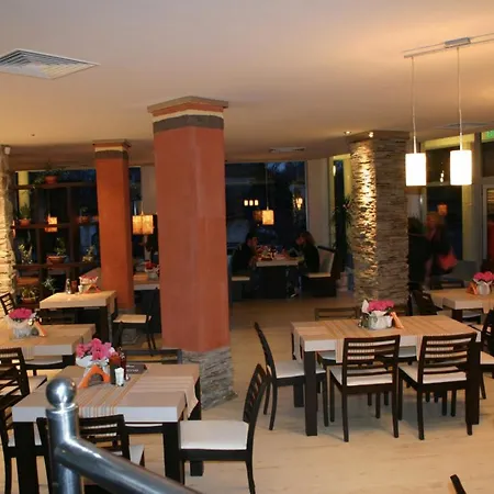 Luxor Hotel 3*