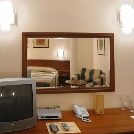 Hotell Luxor 3*