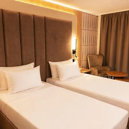 Luxor Hotel
