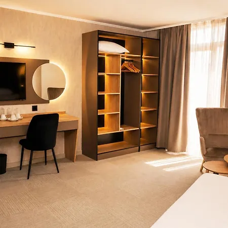 Luxor Hotel