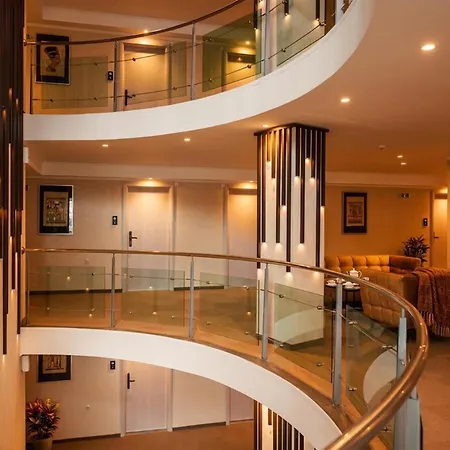Hotel Luxor 3*